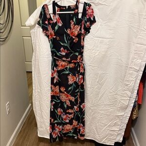 Thalia Sodi Black Floral Midi Dress